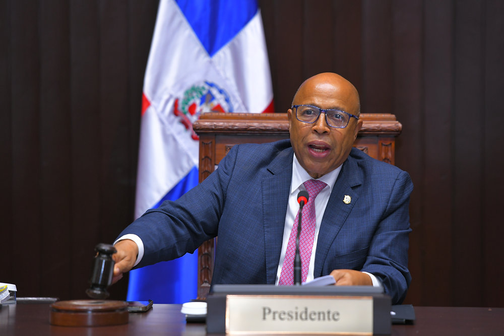 Imagen editorial relacionada con Alertas RD queda lista para promulgación: así funcionará la búsqueda rápida