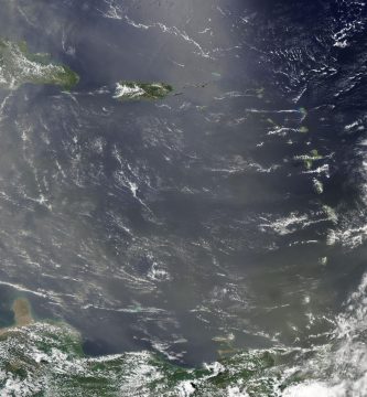 Imagen relacionada con Clima en RD: polvo del Sahara, calor y chubascos este viernes