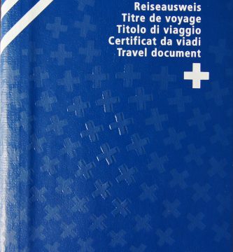 Imagen editorial relacionada con Migración ordenada: documentos y señales de alerta antes de viajar