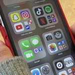 Malasia exige verificación de edad y bloquea redes a menores de 16
