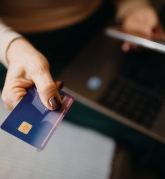 Imagen relacionada con Transferencias espejo: la alerta bancaria que toca a familias dominicanas